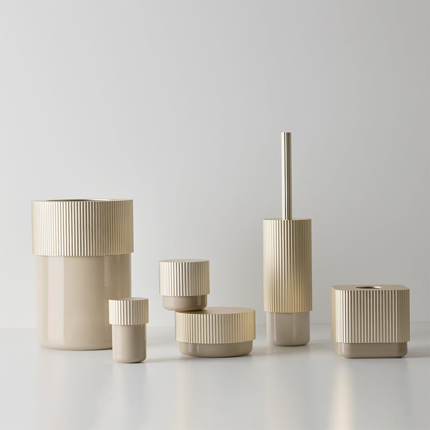 decor walther | OF.LINE series | tissue box | champagne + dune