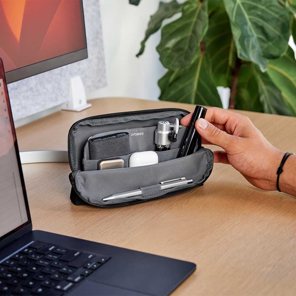 2-in-1 Tech Pouch