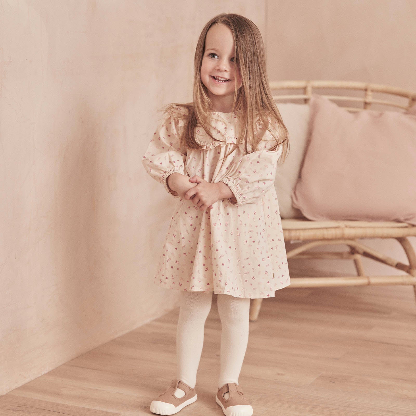 Floral Frilled Collar Dress & Tights Outfit