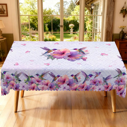 1 Piece of Spring and Summer Floral and Bird-Themed Printed Round and Rectangular Tablecloth, Available in Various Sizes, Featuring Vibrant Hummingbirds and Blooming Hibiscus Intertwined with Fresh Small Flowers and Light Pur