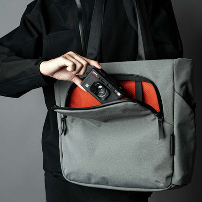 Bravo Tote V1