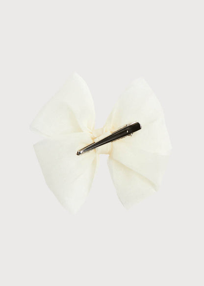 Big Bow Tulle Clip in Ivory HAIR ACCESSORIES from Pepa London