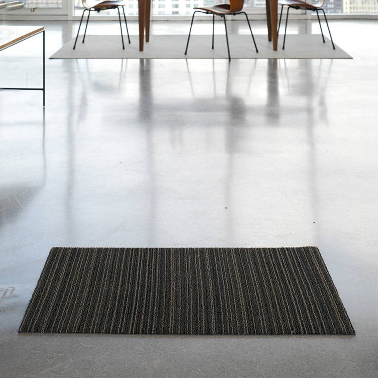 chilewich | large doormat 61x91cm (24x36") | skinny stripe steel