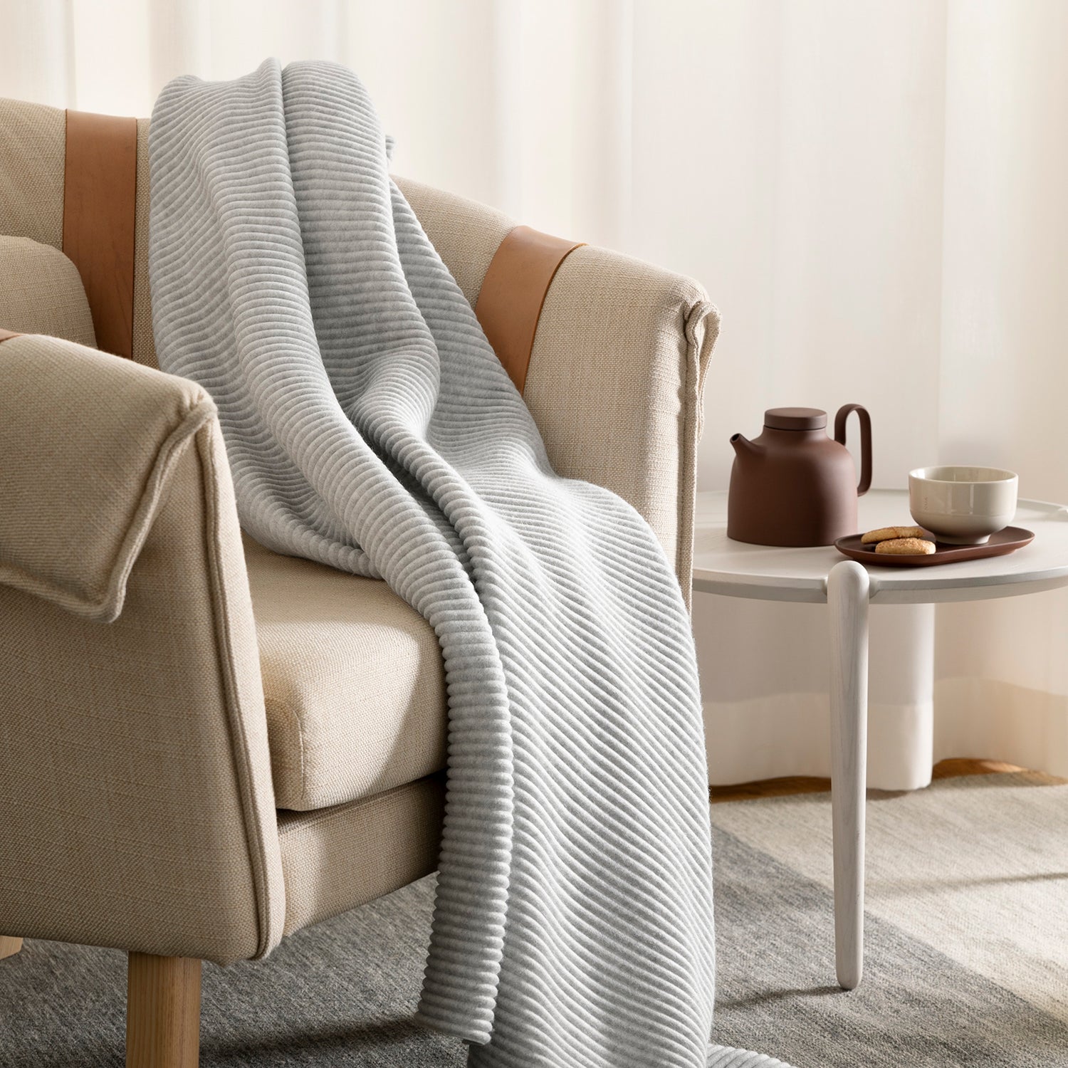 design house stockholm | pleece throw | light grey