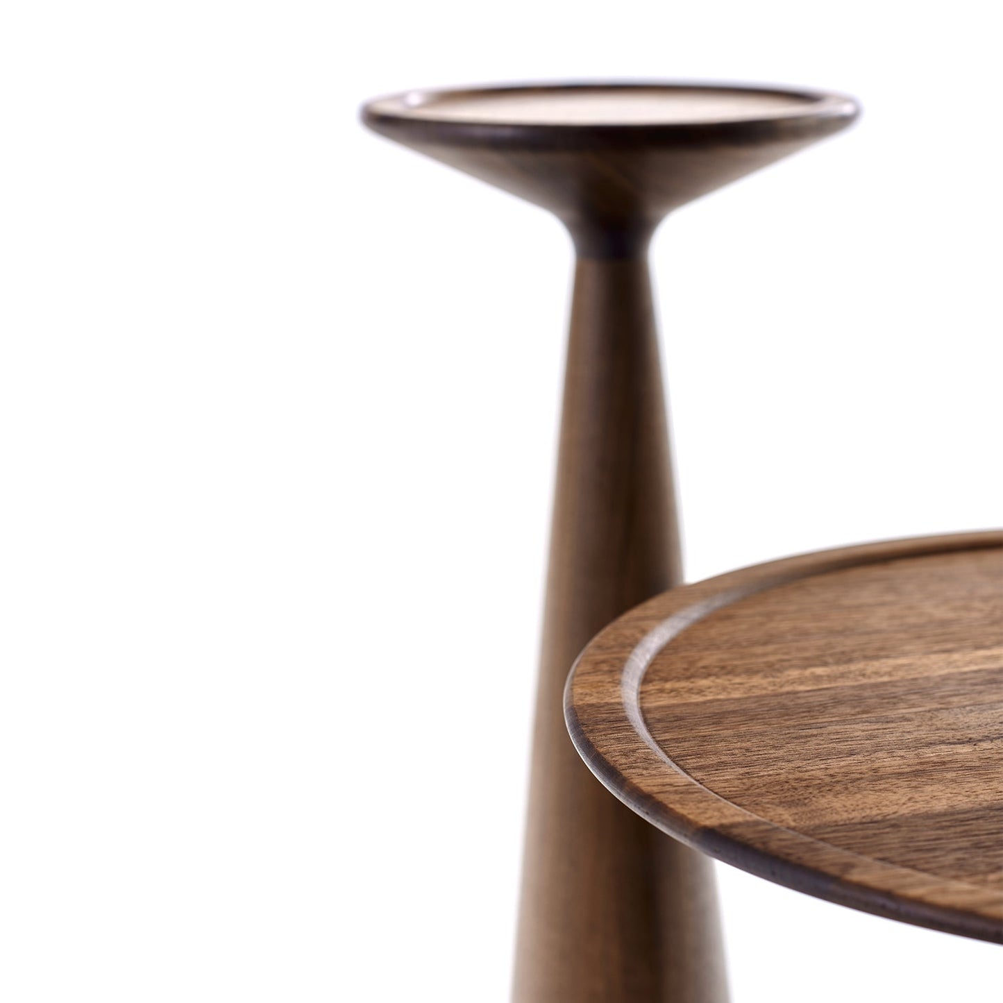 draenert | figura side table | american walnut 29x42cm