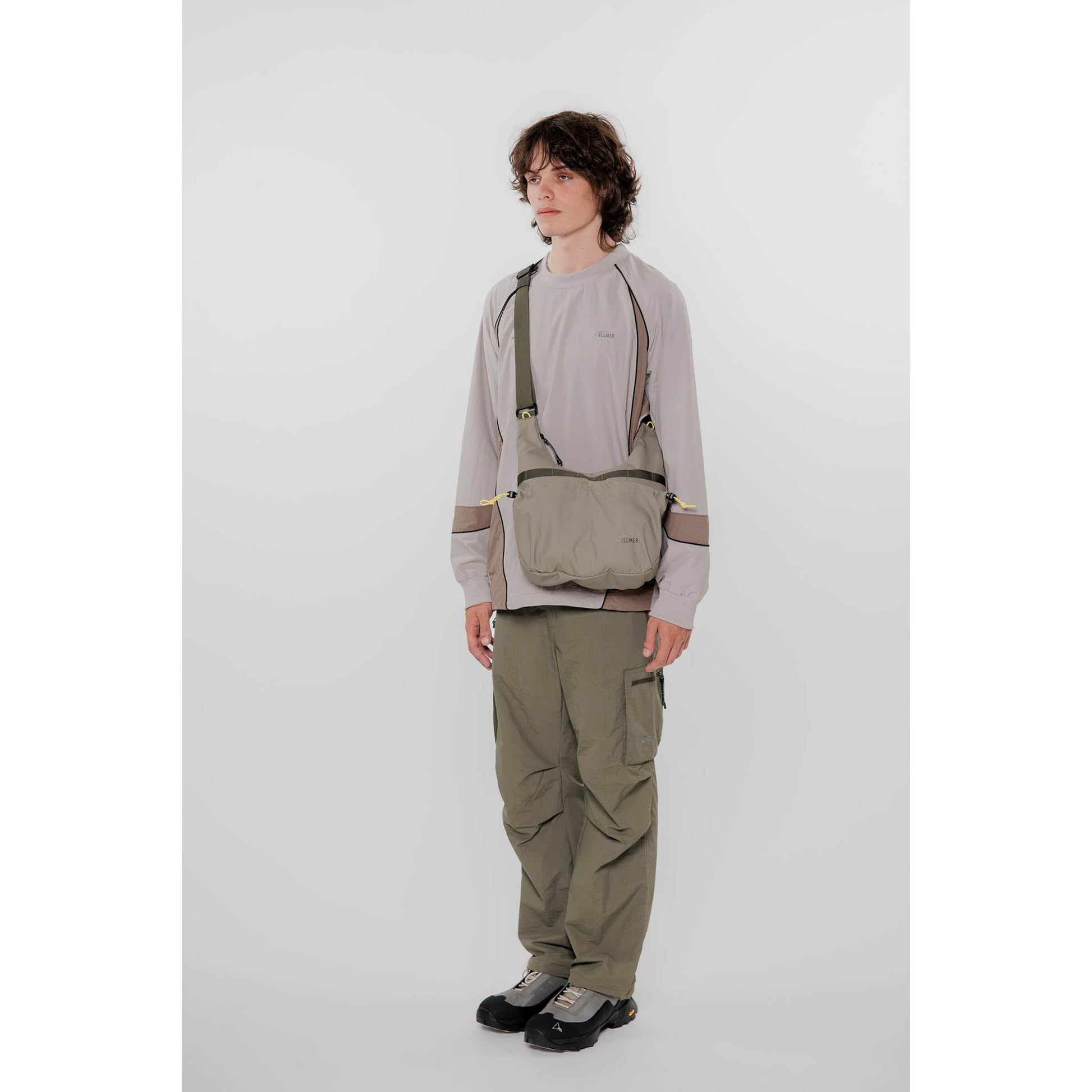 Bain Sling Bag