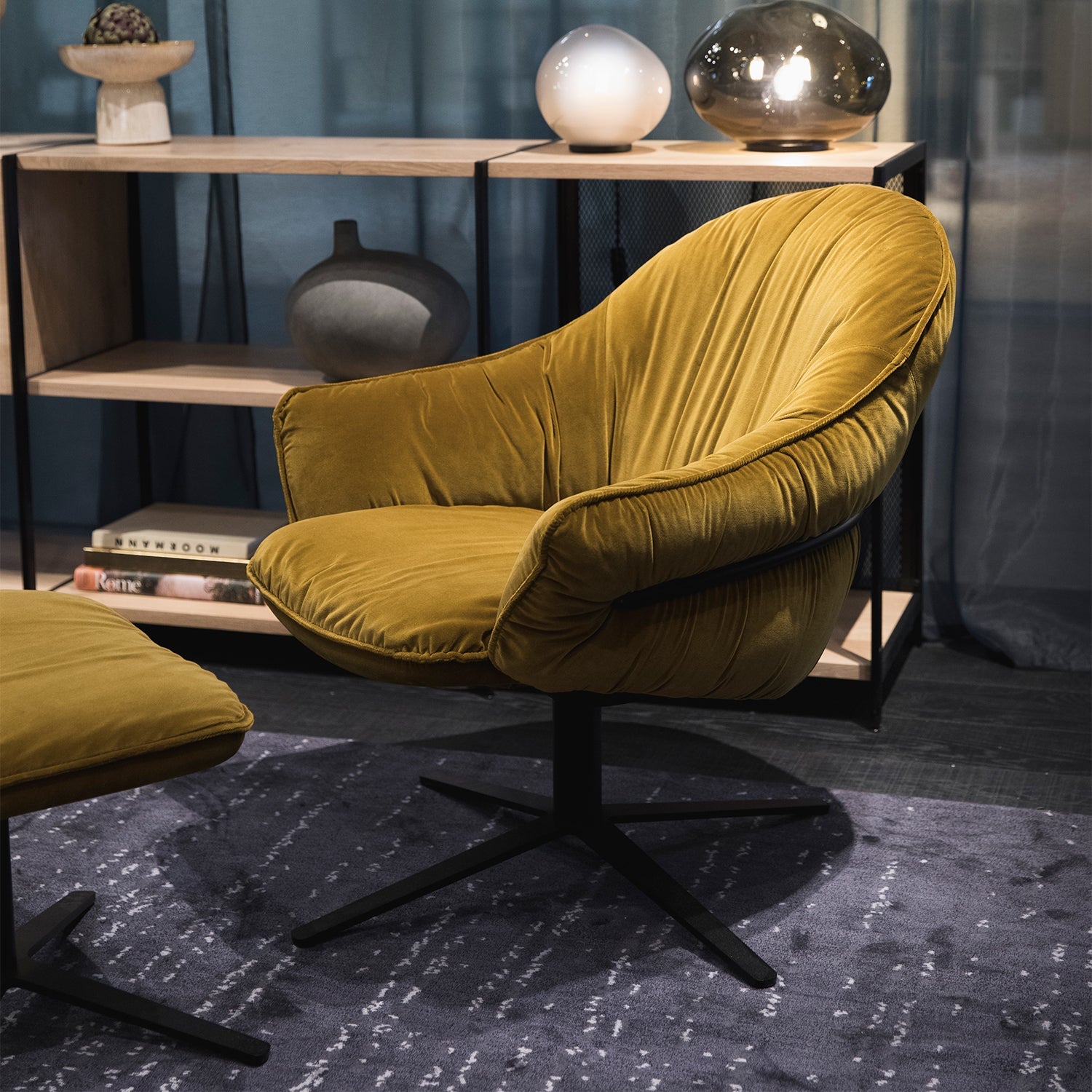 freifrau | marie lounge chair | x-base with rocker + tilting mechanism | adamo + eva tabacco + deep black frame