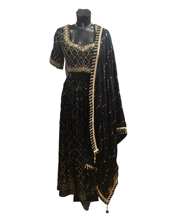 Fully Embroidered Black Lehenga Set - Size 16 & 18 (42"/44") - UK Stock - 24h Dispatch - KTC2423 TT0124