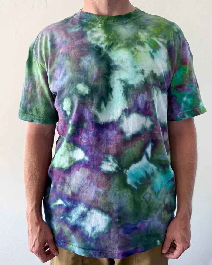 Ice-Dyed T-Shirt – Psychedelic Garden