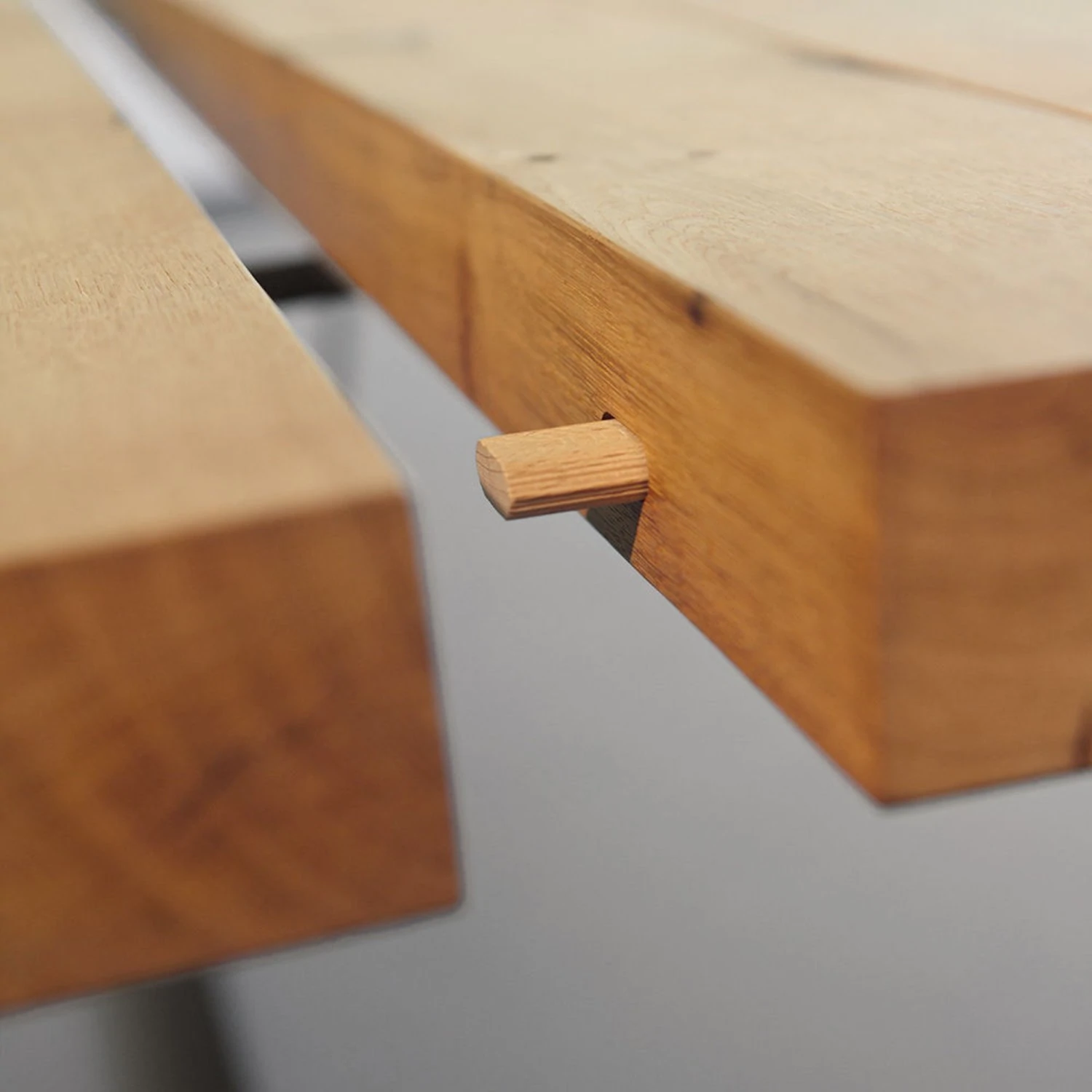janua | bb 11 clamp table | oiled vintage oak 240x95cm