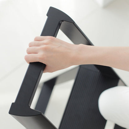 hasegawa | lucano 3 step ladder | black