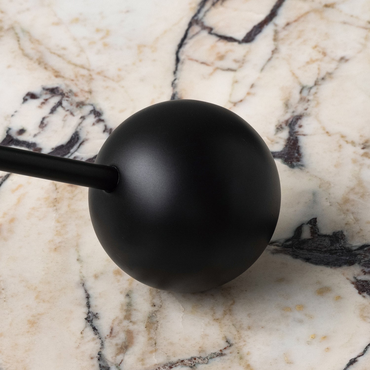 audo copenhagen (menu) | interconnect candle holder | black