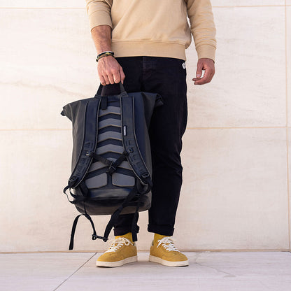Commuter Daypack 21L