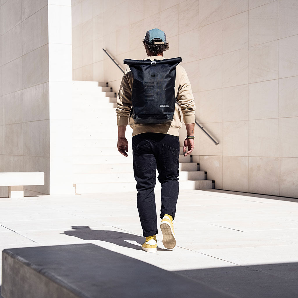 Commuter Daypack 21L