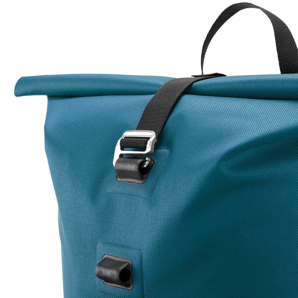 Commuter Daypack 21L