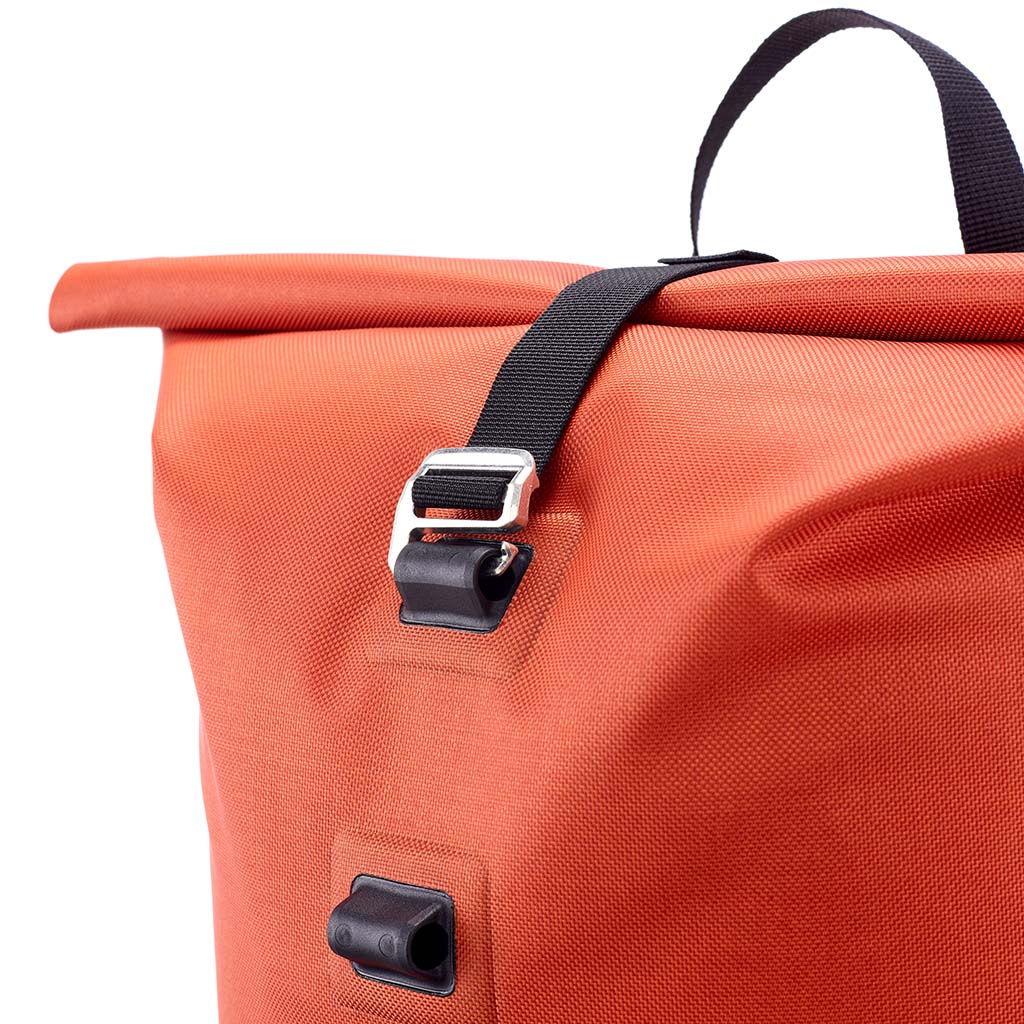 Commuter Daypack 21L