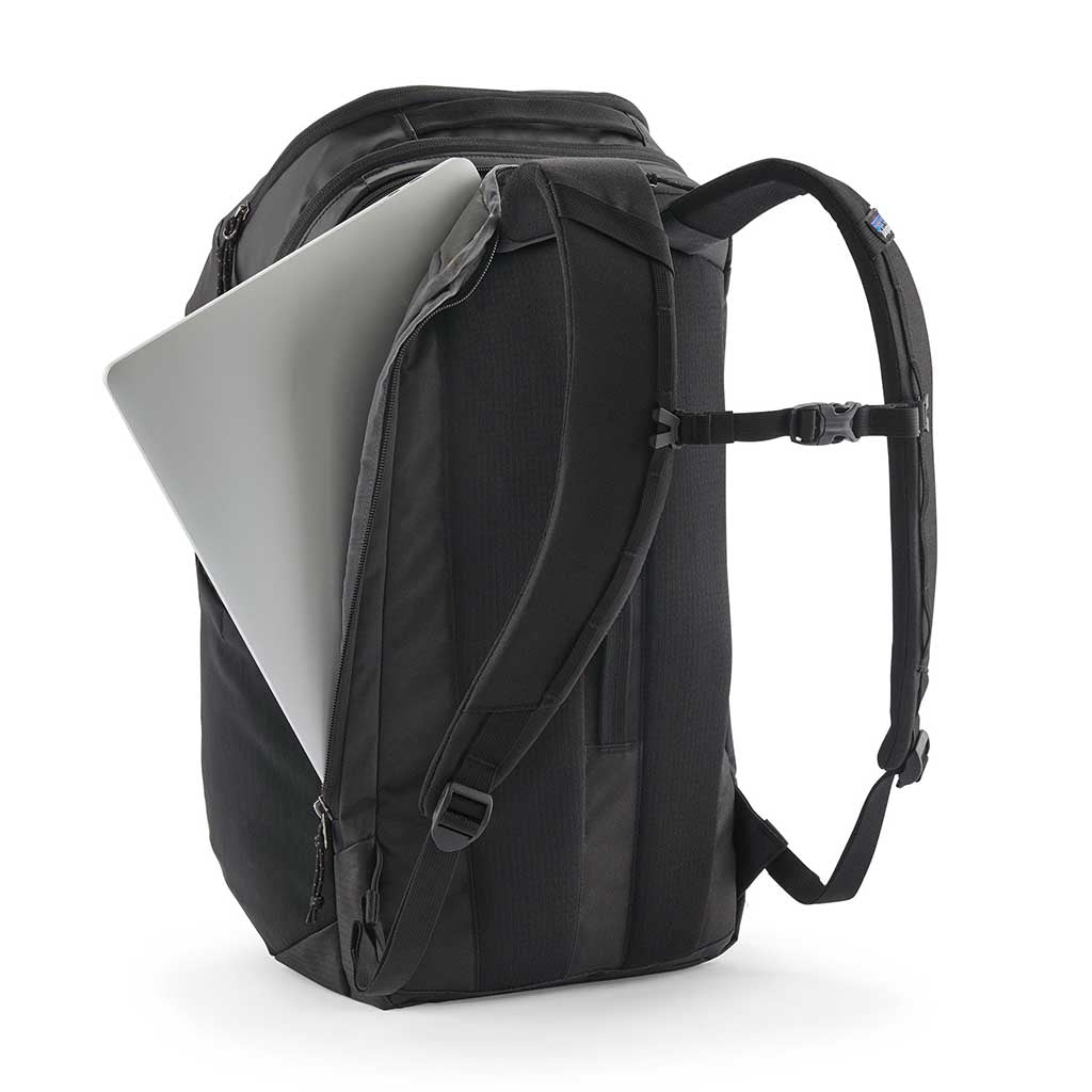 Black Hole Pack 32L
