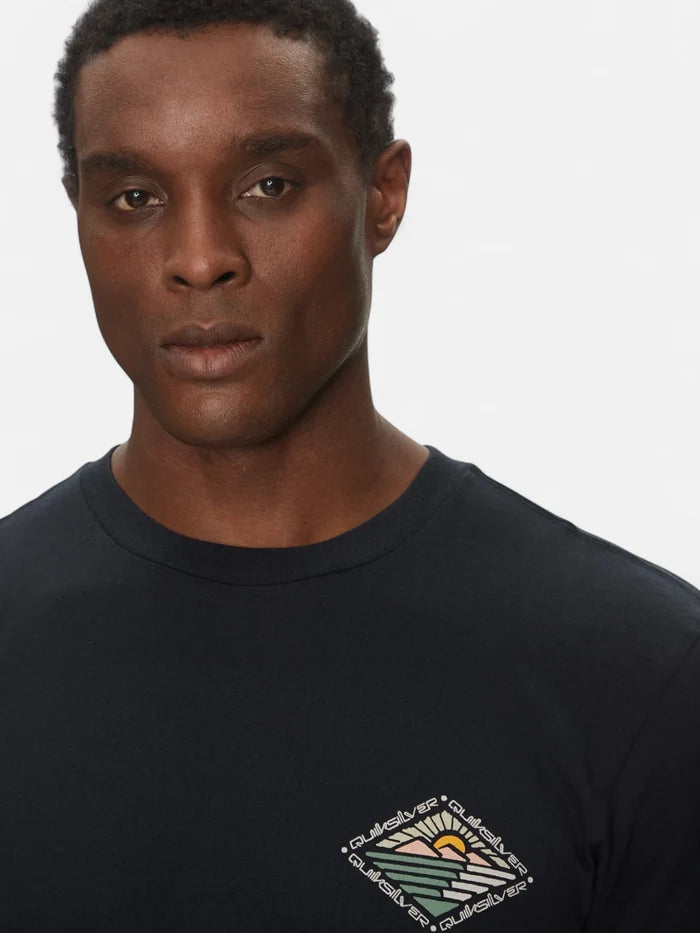 Remera Quiksilver EVO Future Islands Negro